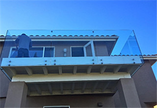 standoff_glass_railing1